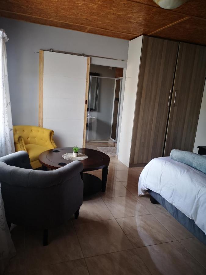 Tuvawa Luxury Suites Walvis Bay Kültér fotó